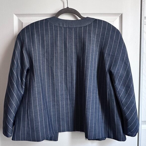 Women's Sz 6 Tommy Hilfiger Gray Pinstripe Open Front Cropped Collarless Blazer - Picture 2 of 10